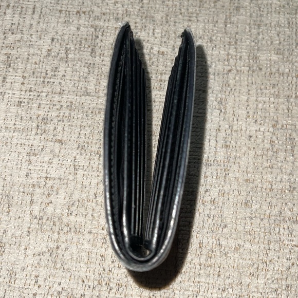 Mens Gucci Wallet - Picture 10 of 10